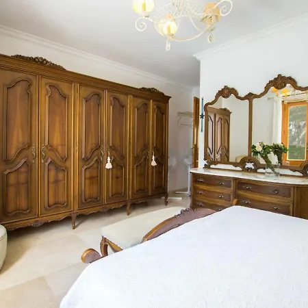 Villa Villalonga *